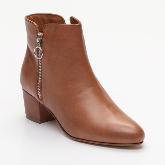 ALEMANY bottines à talon en cuir camel