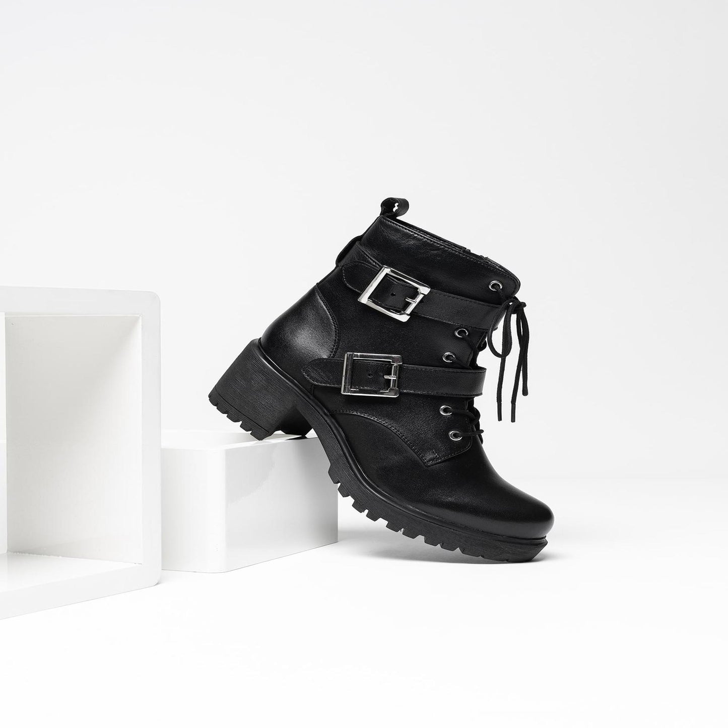 GARRIE bottines à talon en cuir noir