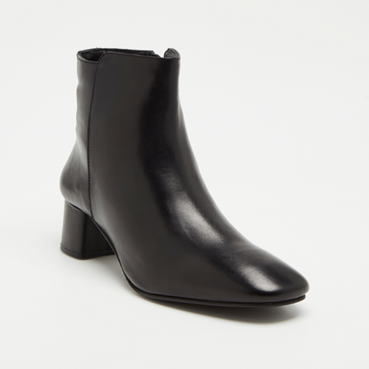 INAYA bottines à talon en cuir noir